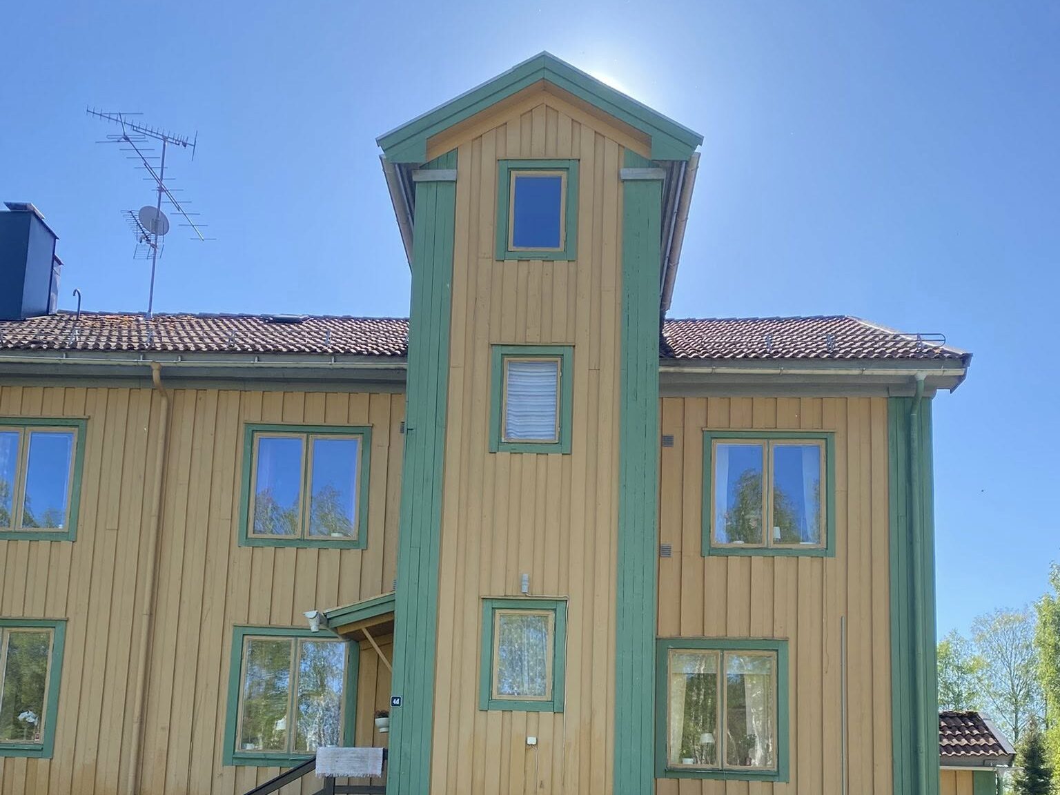 bild på trähus